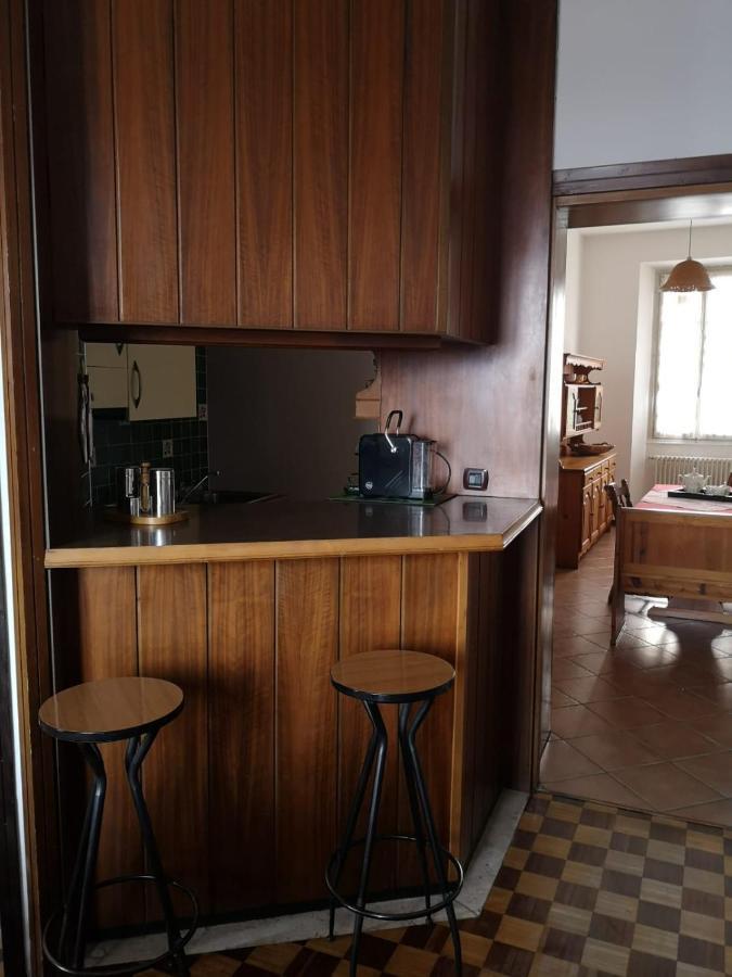Appartamento Le Due Rocche 阿罗纳 外观 照片