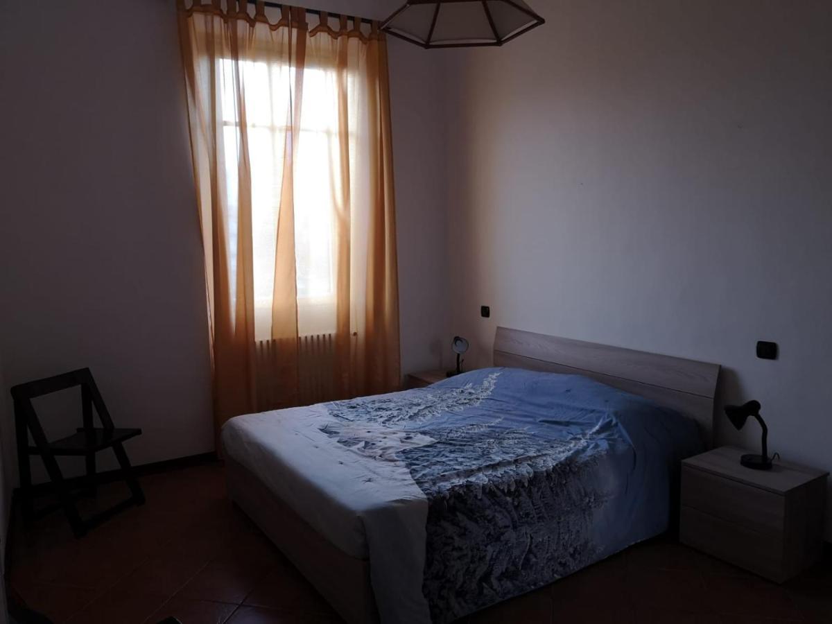 Appartamento Le Due Rocche 阿罗纳 外观 照片